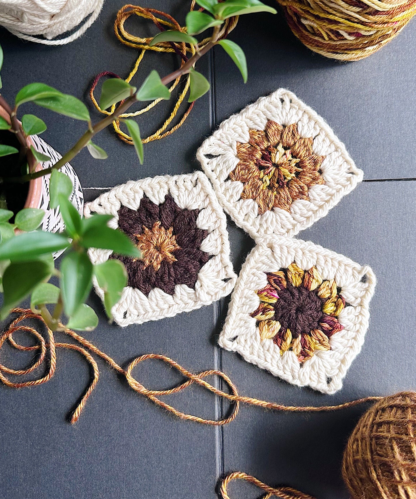 9/22 Sunflower Granny Square Crochet